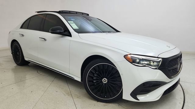 Used 2024 Mercedes-Benz E 450 4MATIC Sedan w/ Airmatic Package image 94