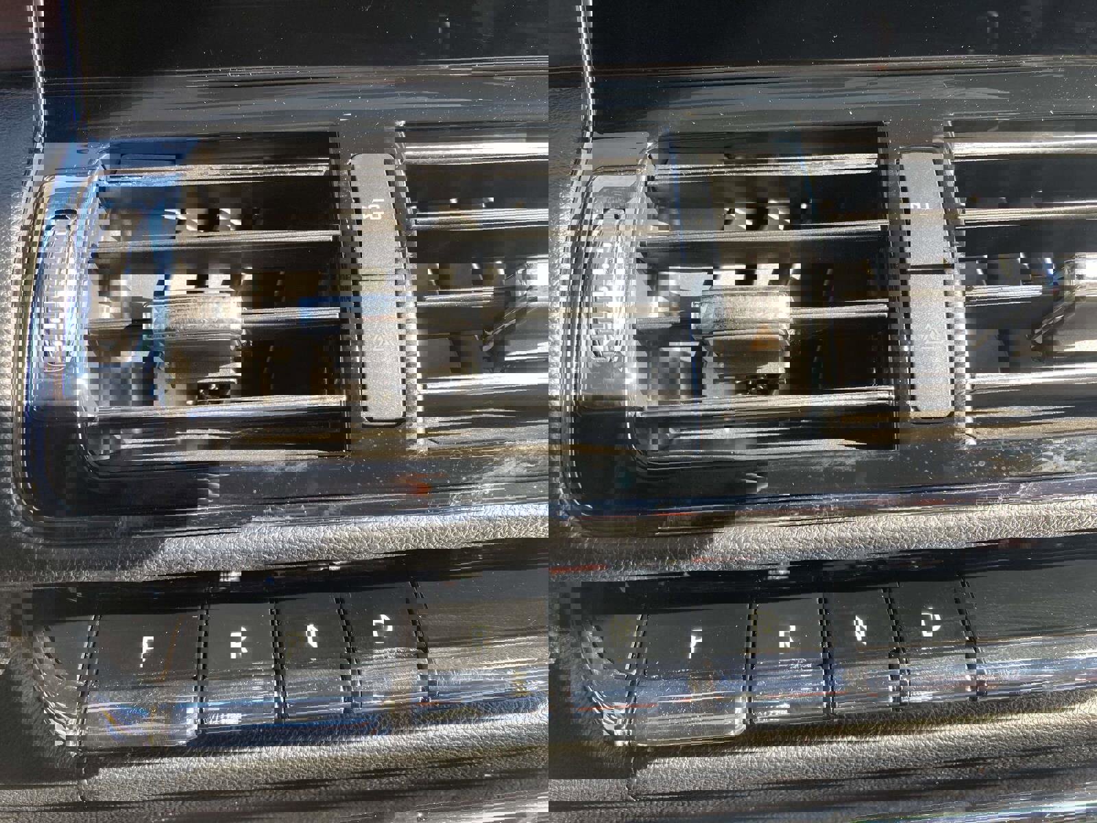 Used 2021 Lincoln Navigator Reserve AWD/4WD image 25