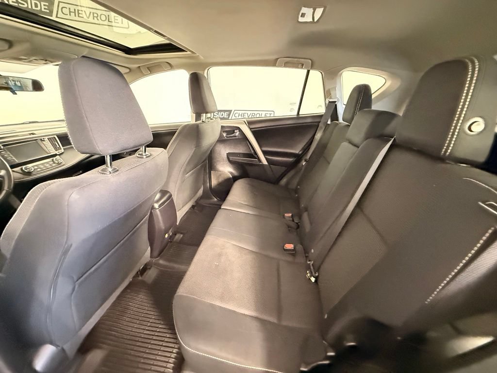 Used 2016 Toyota RAV4 XLE AWD/4WD image 20
