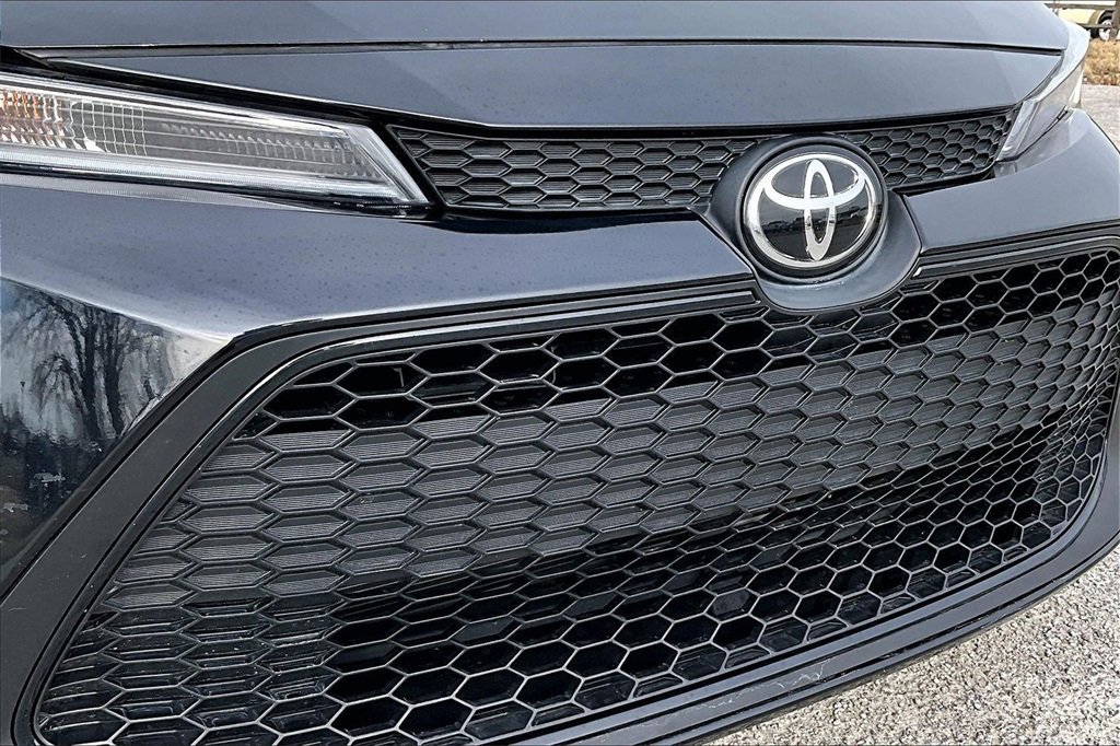 Used 2022 Toyota Corolla LE image 27