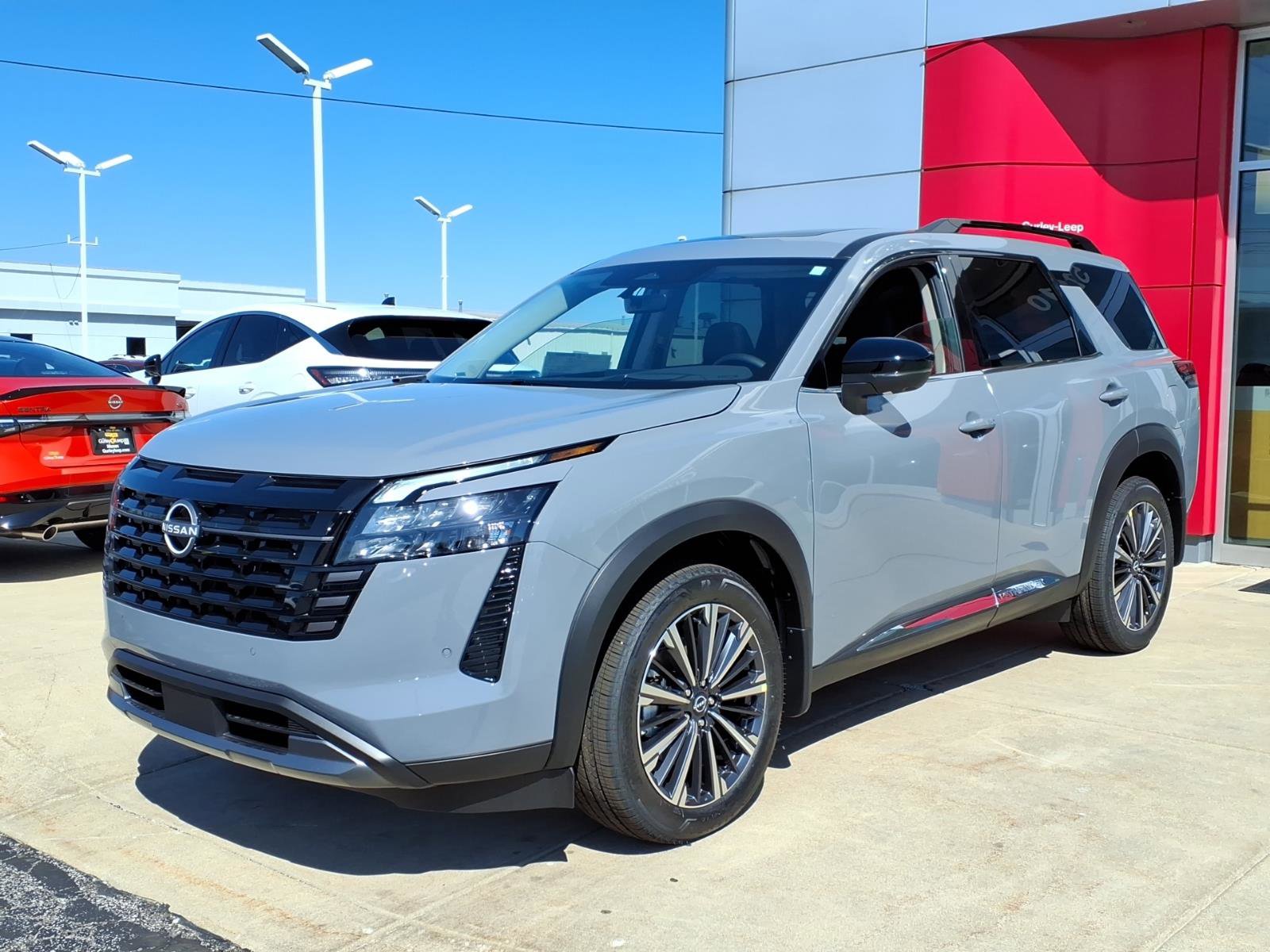 New 2026 Nissan Pathfinder Platinum AWD/4WD image 3