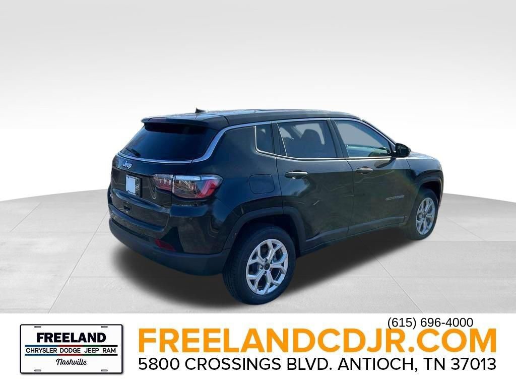 New 2025 Jeep Compass Sport image 8