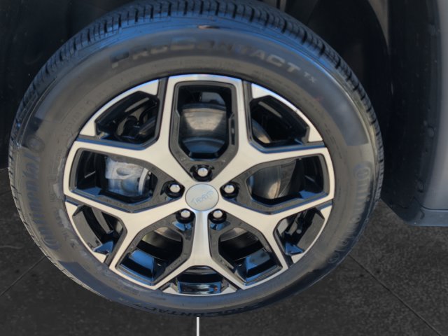 Used 2024 Jeep Compass Limited AWD/4WD image 9