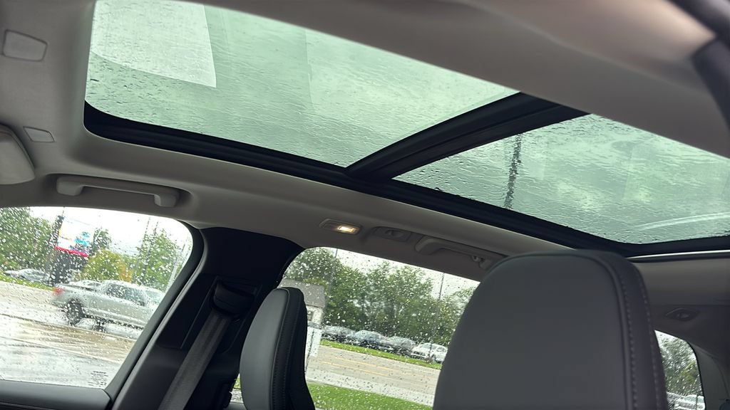 New 2026 Volvo XC90 B5 Core AWD/4WD image 11