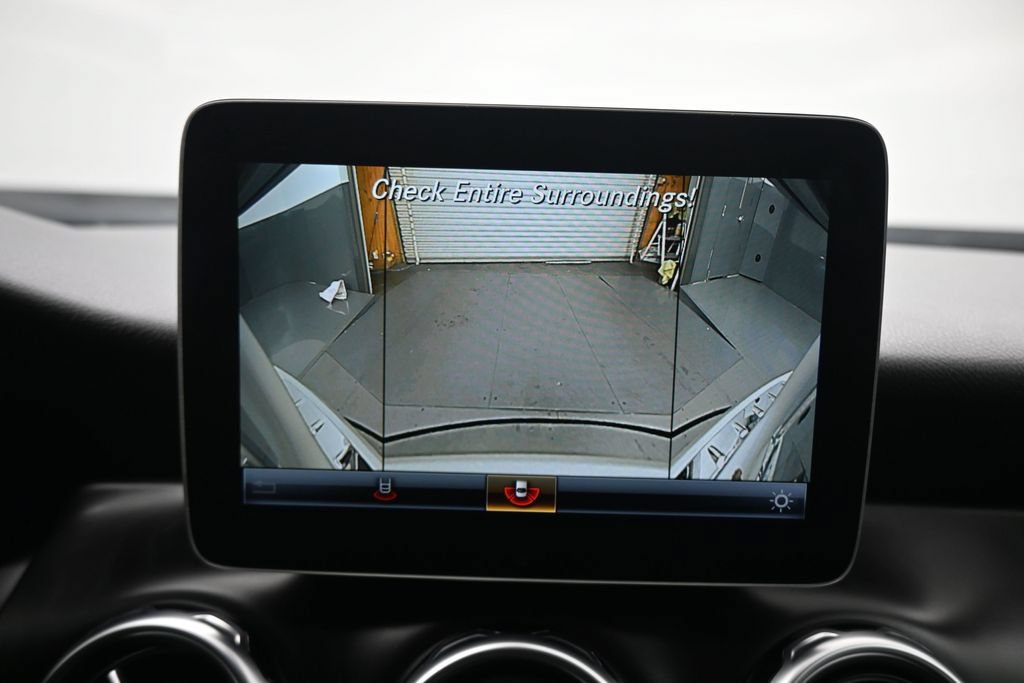 Used 2020 Mercedes-Benz GLA 250 4MATIC image 19