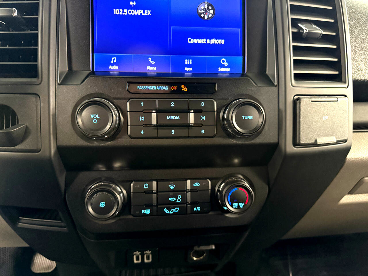 Used 2020 Ford F150 XL w/ Equipment Group 101A Mid image 22