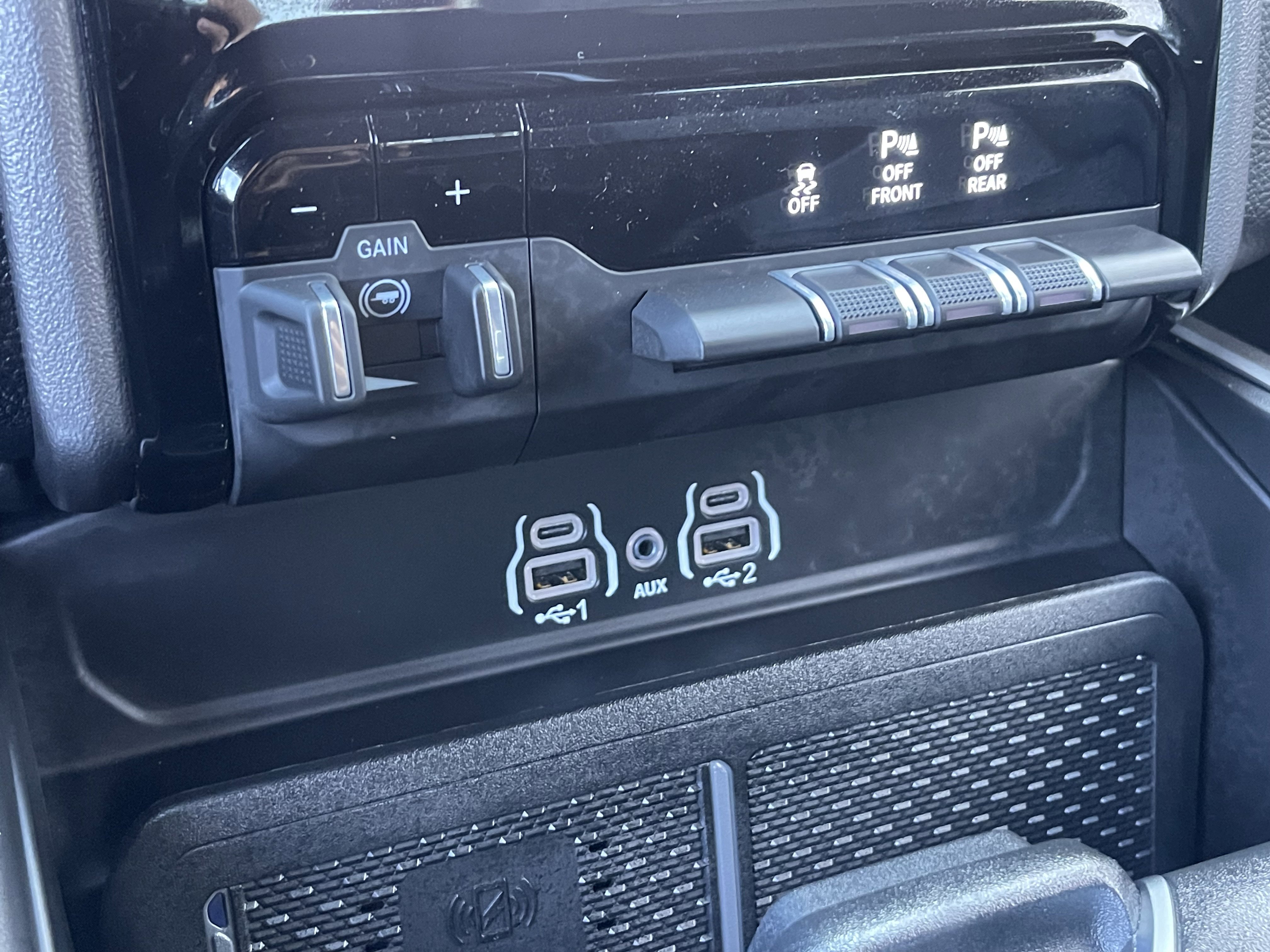 New 2026 RAM 1500 Big Horn AWD/4WD image 39
