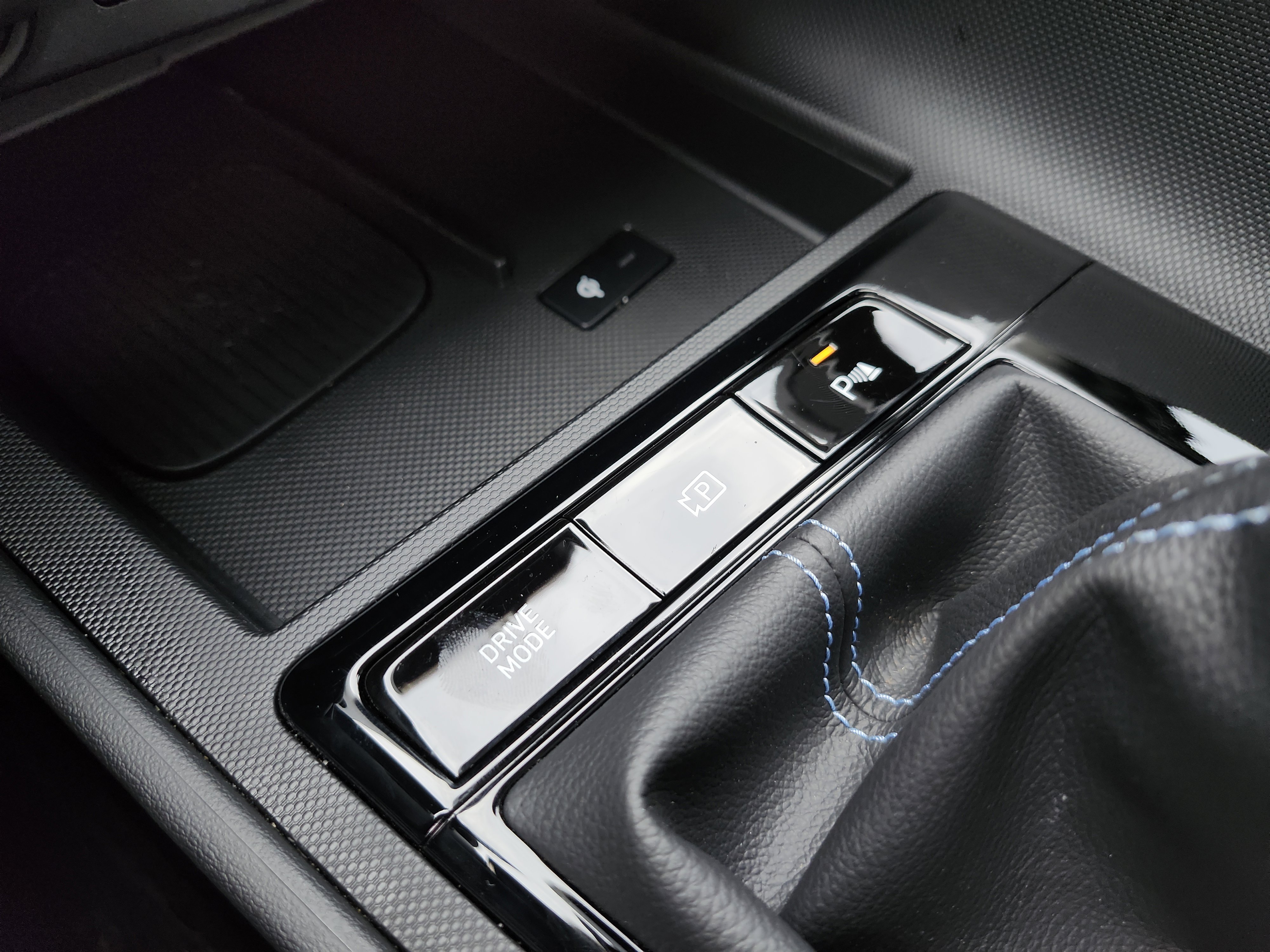 Used 2025 Hyundai Elantra N FWD image 34