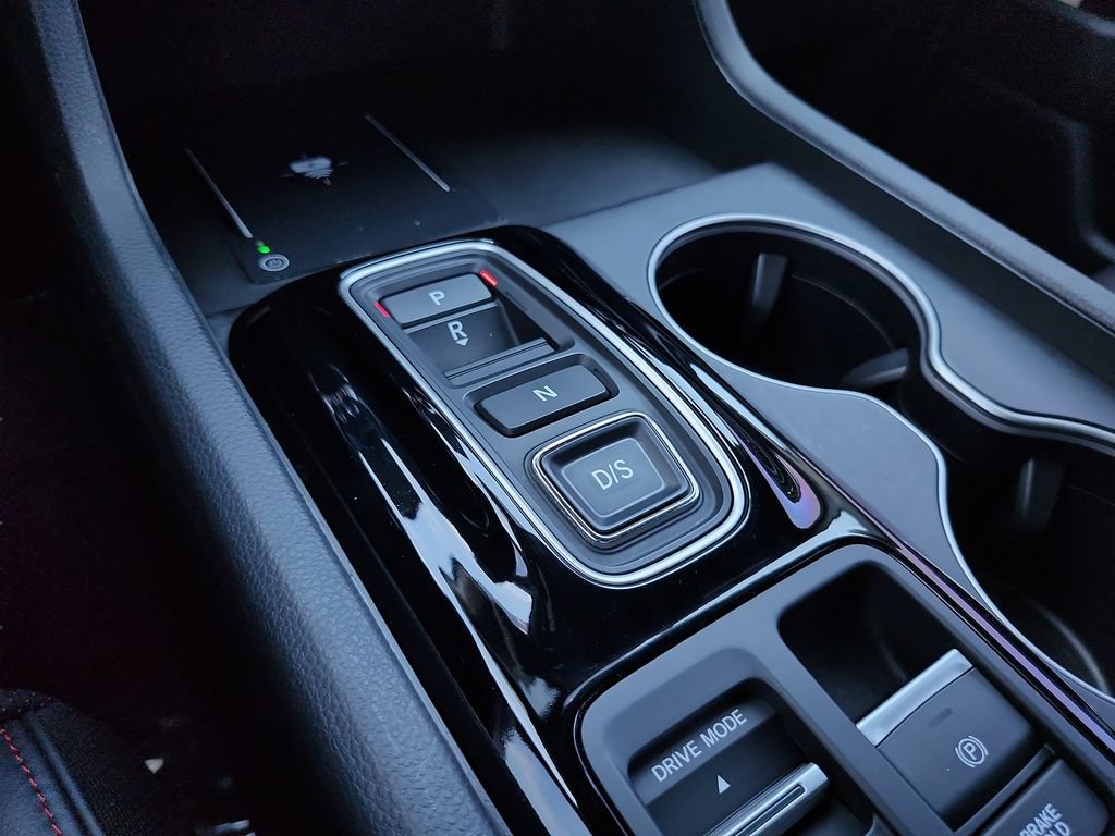 Certified 2025 Honda Pilot Black Edition image 29