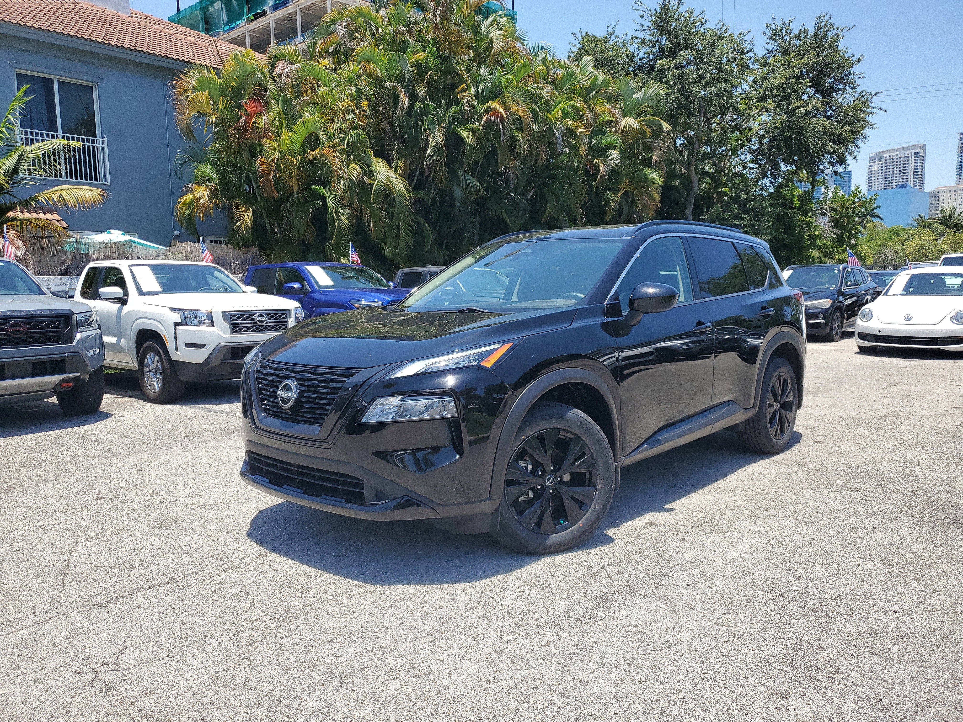 Used 2023 Nissan Rogue SV w/ SV Premium B Package image 34
