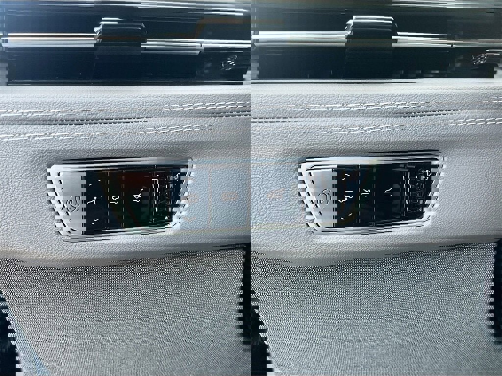 New 2026 Cadillac Escalade IQ Sport 1 w/ LPO, ONYX Package image 10