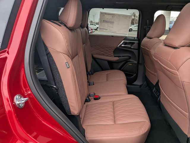 New 2026 Mitsubishi Outlander SEL image 31