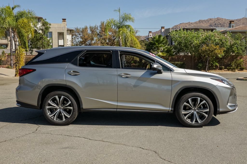Used 2020 Lexus RX 350L FWD w/ Premium Package image 3