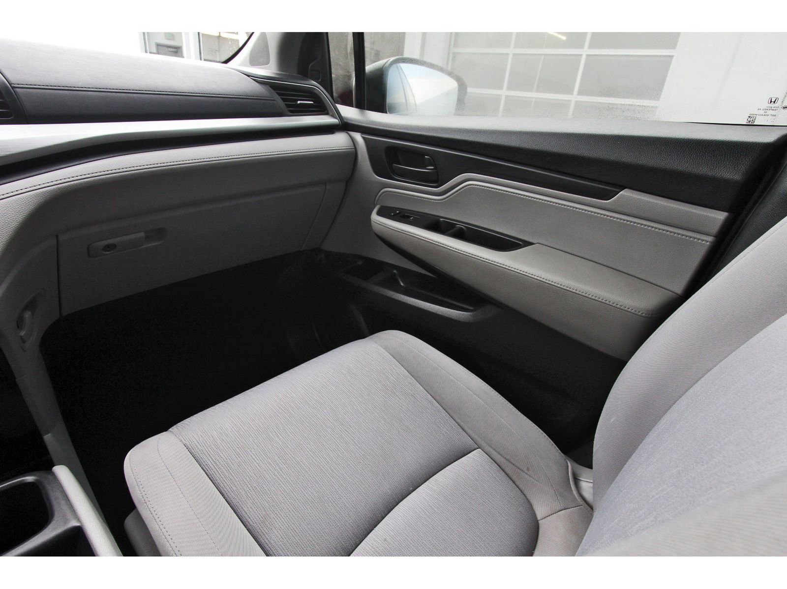 Used 2019 Honda Odyssey EX image 13