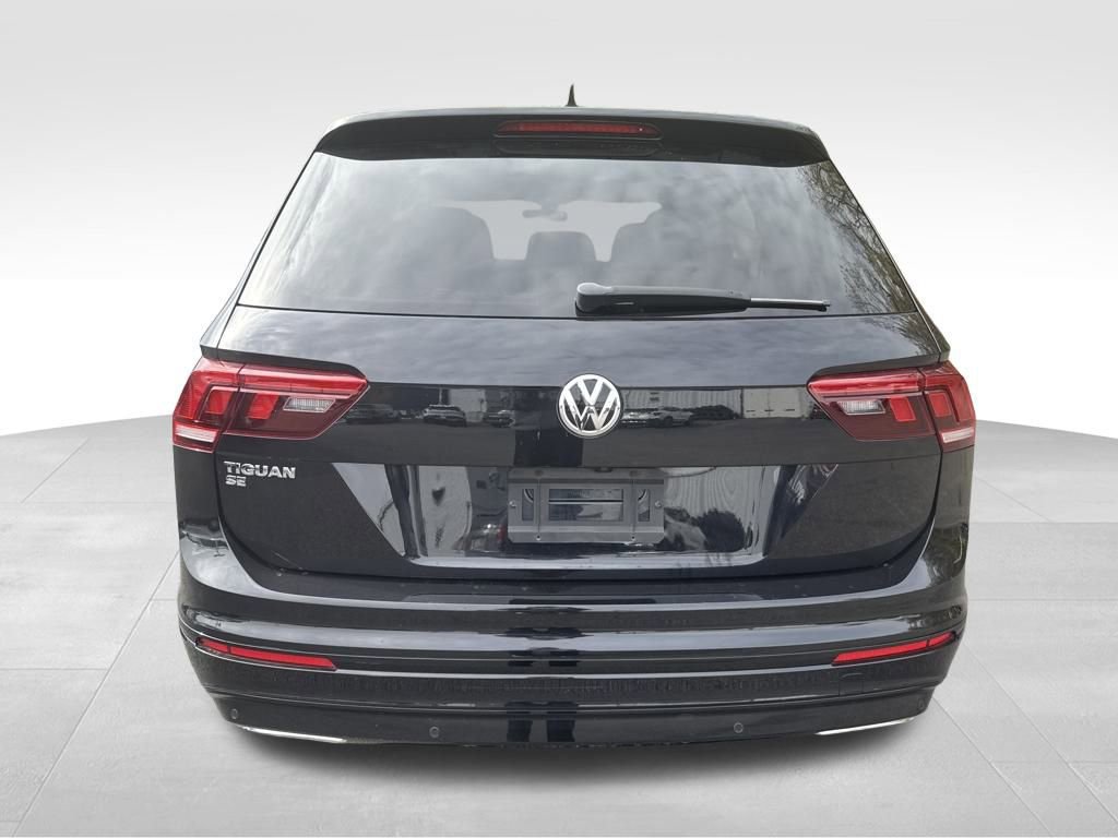 Used 2020 Volkswagen Tiguan SE R-Line image 6