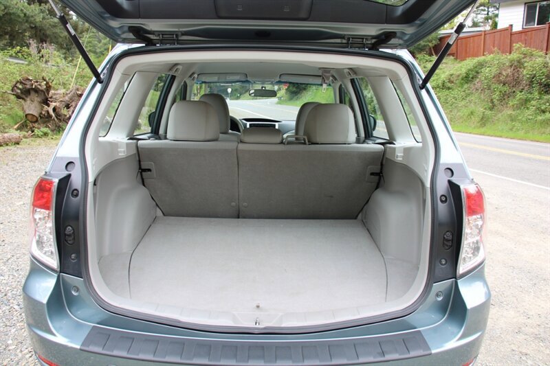 Used 2011 Subaru Forester 2.5X AWD/4WD image 16