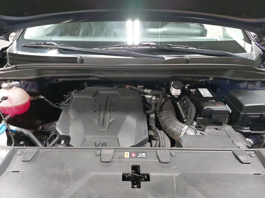 Used 2023 Kia Carnival LX image 30