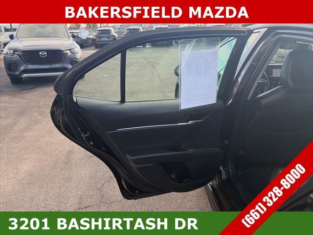 Used 2023 Toyota Camry SE image 17