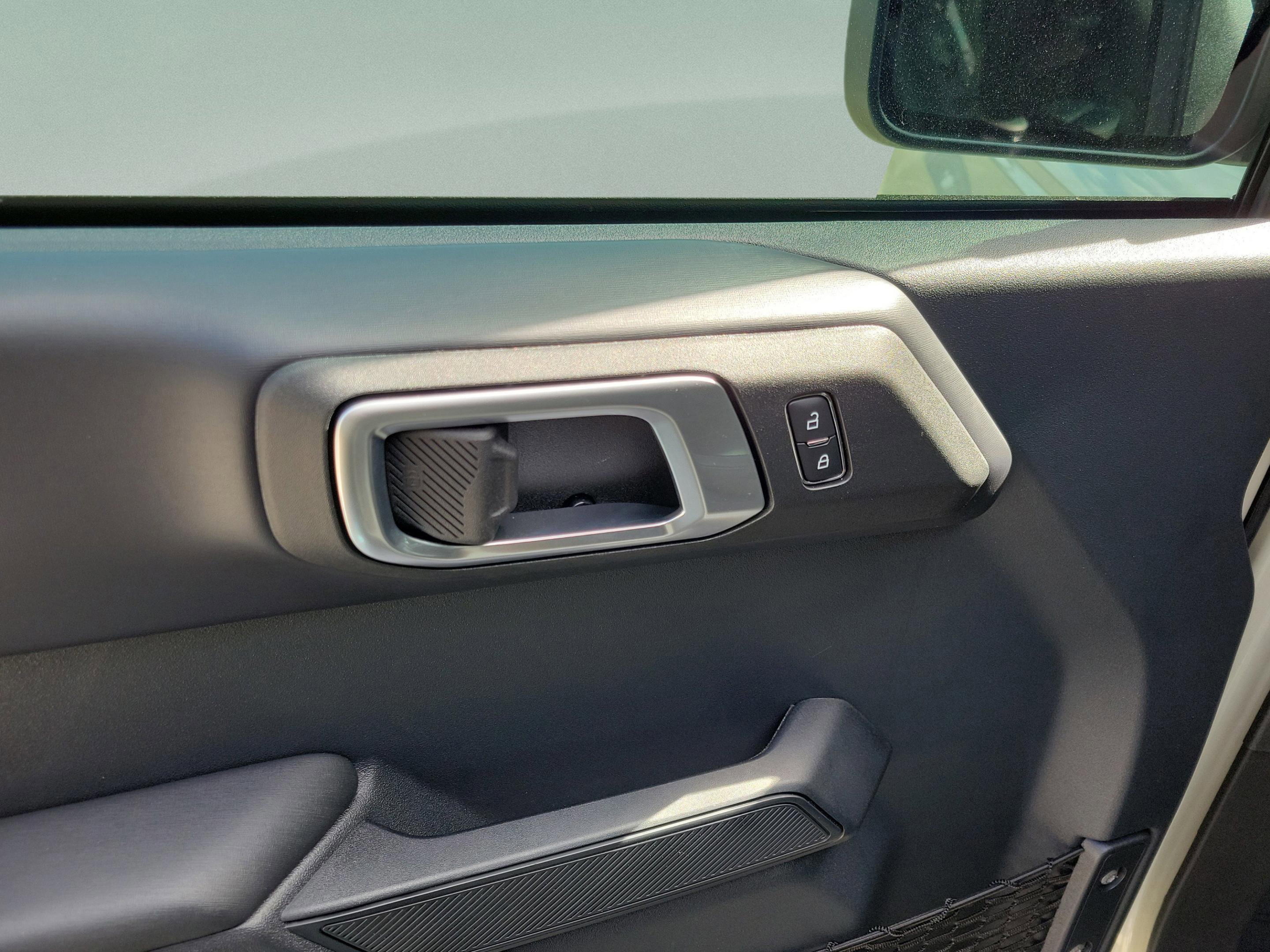 New 2025 Ford Bronco Outer Banks image 17