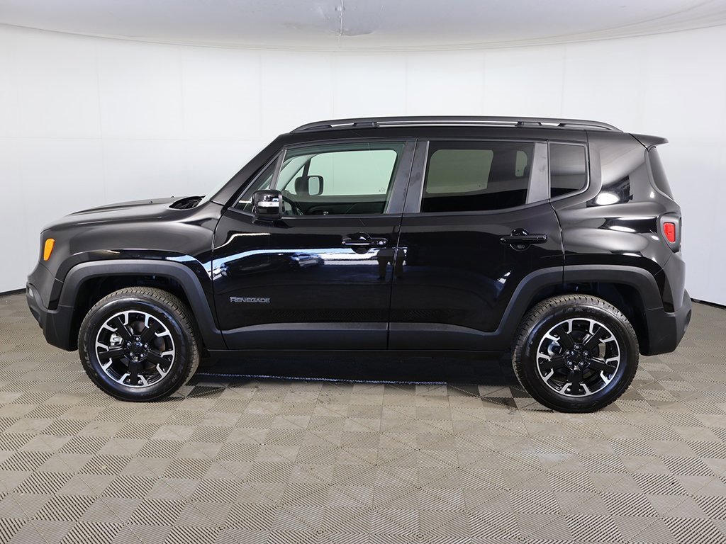 Used 2023 Jeep Renegade Latitude image 9
