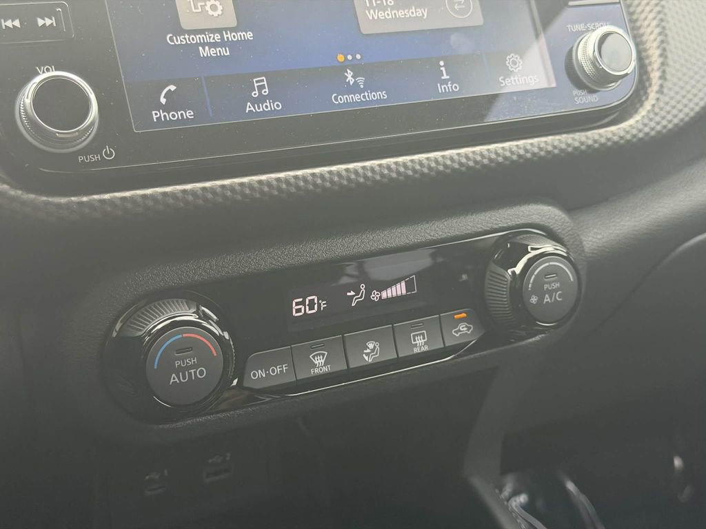 Used 2021 Nissan Kicks SV FWD image 9