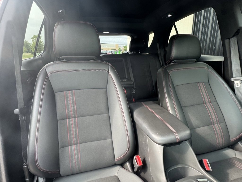 Used 2023 Chevrolet Equinox RS image 22