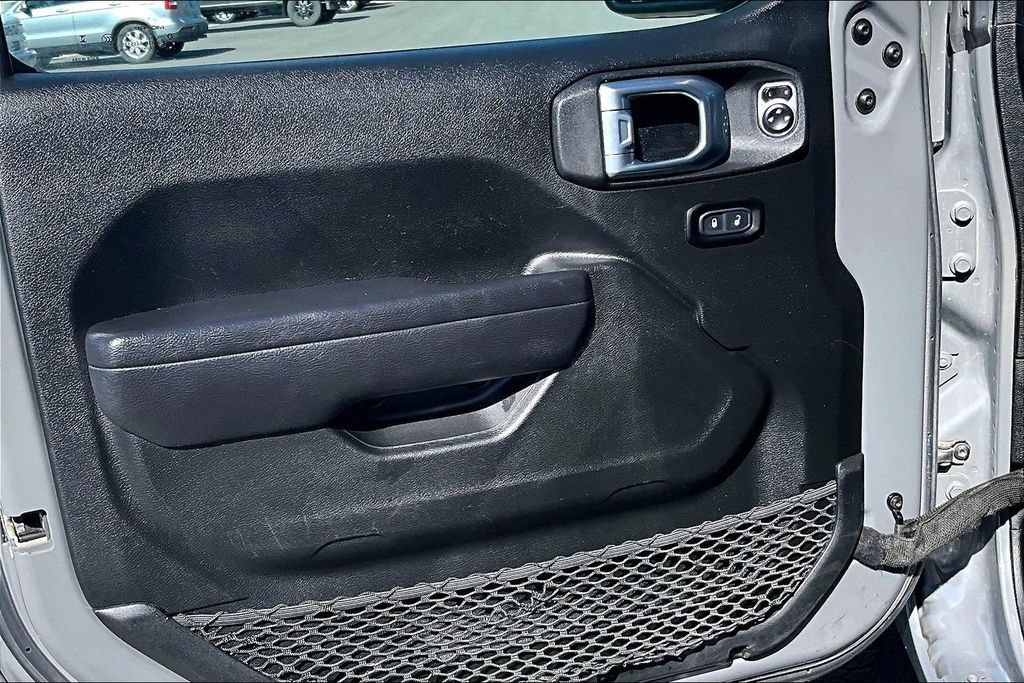 Used 2023 Jeep Gladiator Sport AWD/4WD image 23