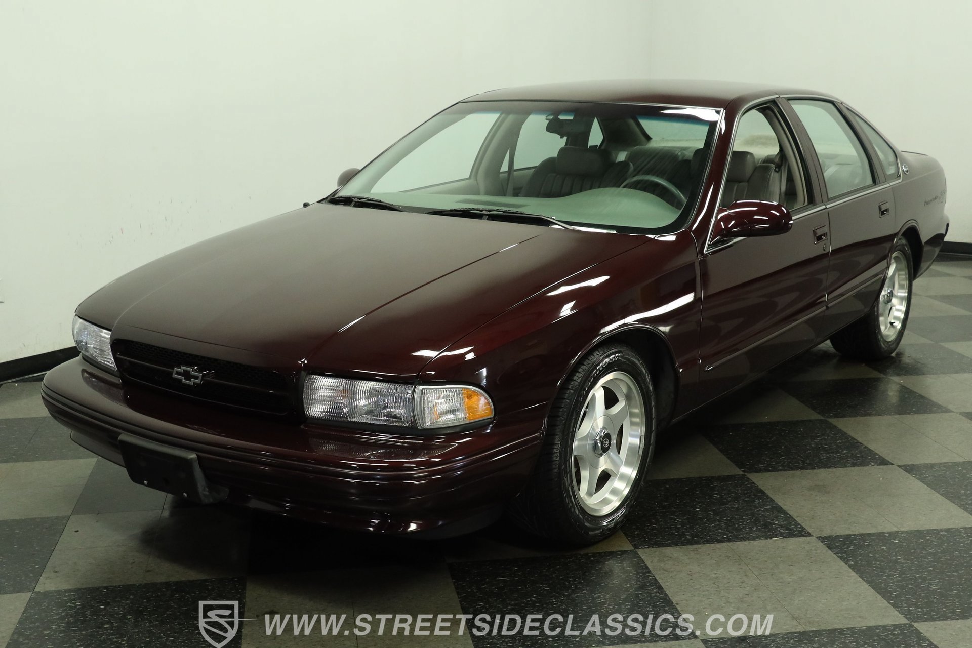 Used 1996 Chevrolet Impala SS RWD image 18