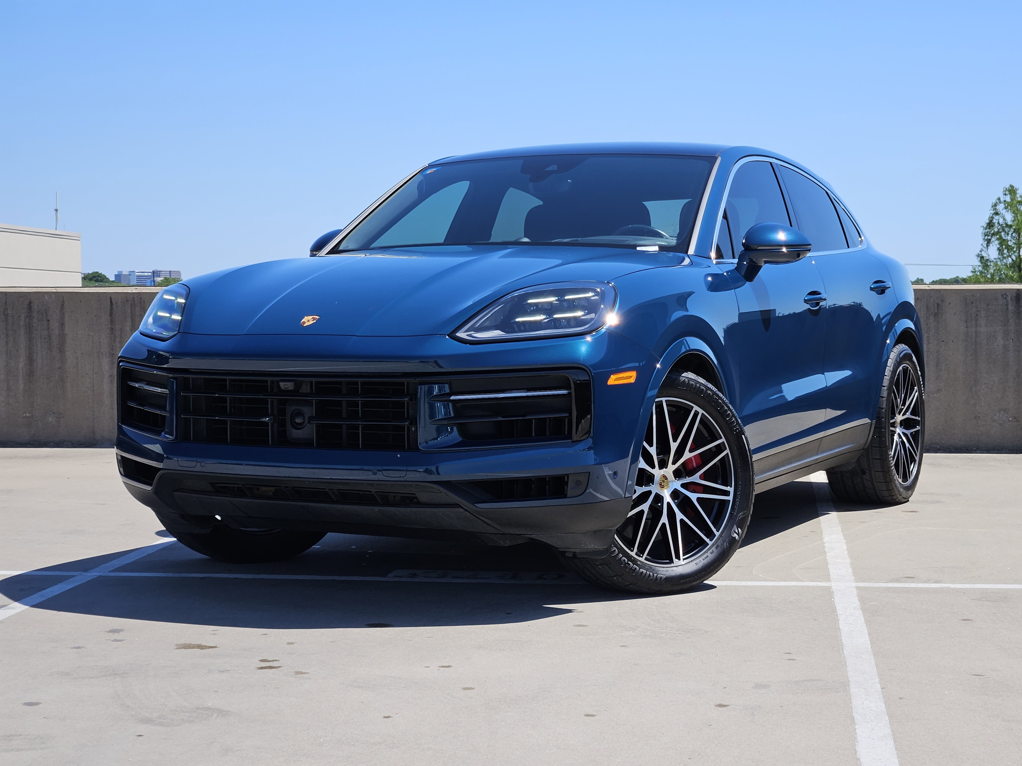 Certified 2024 Porsche Cayenne S AWD/4WD image 1