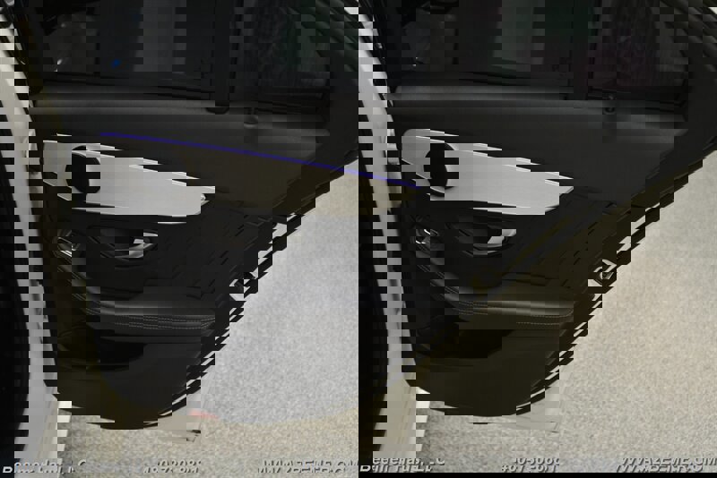 Used 2021 Mercedes-Benz C 300 Sedan w/ AMG Line image 40