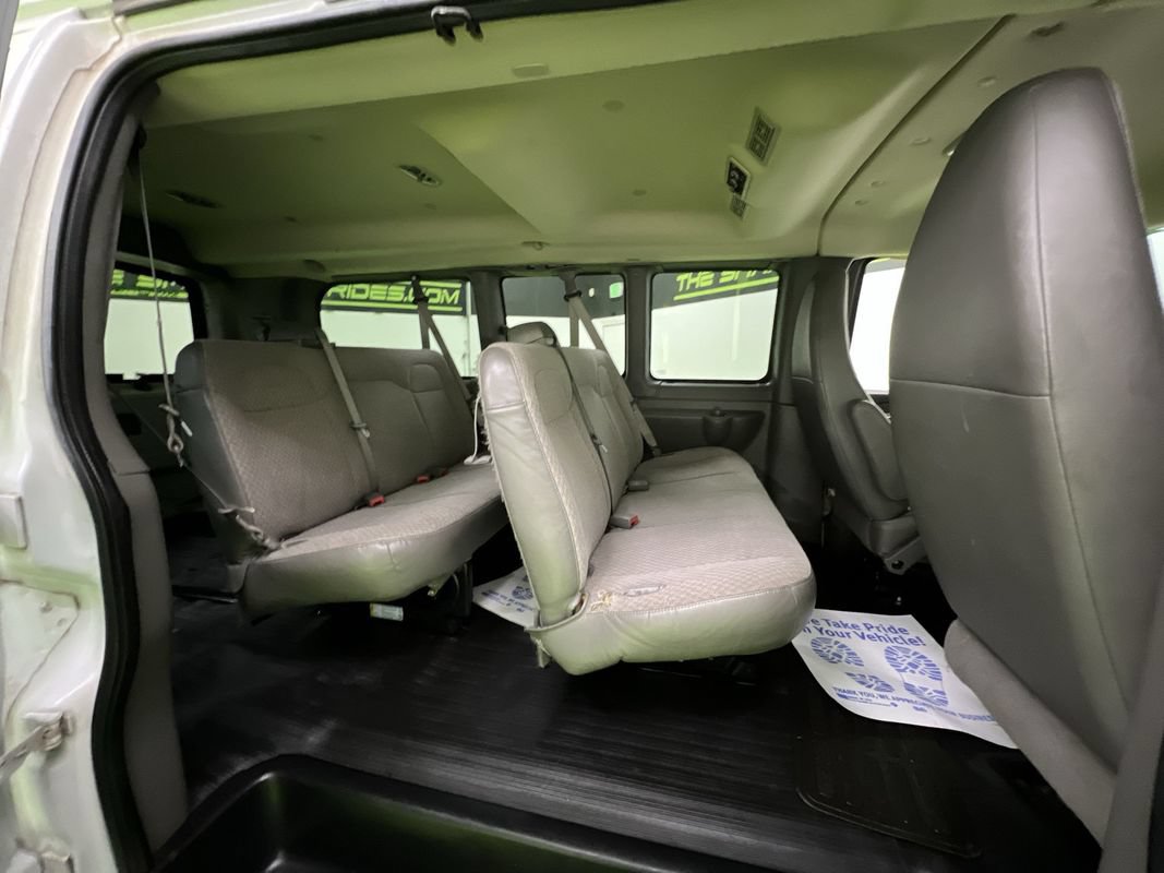 Used 2013 Chevrolet Express 2500 LT w/ LT Preferred Equipment Group RWD image 24