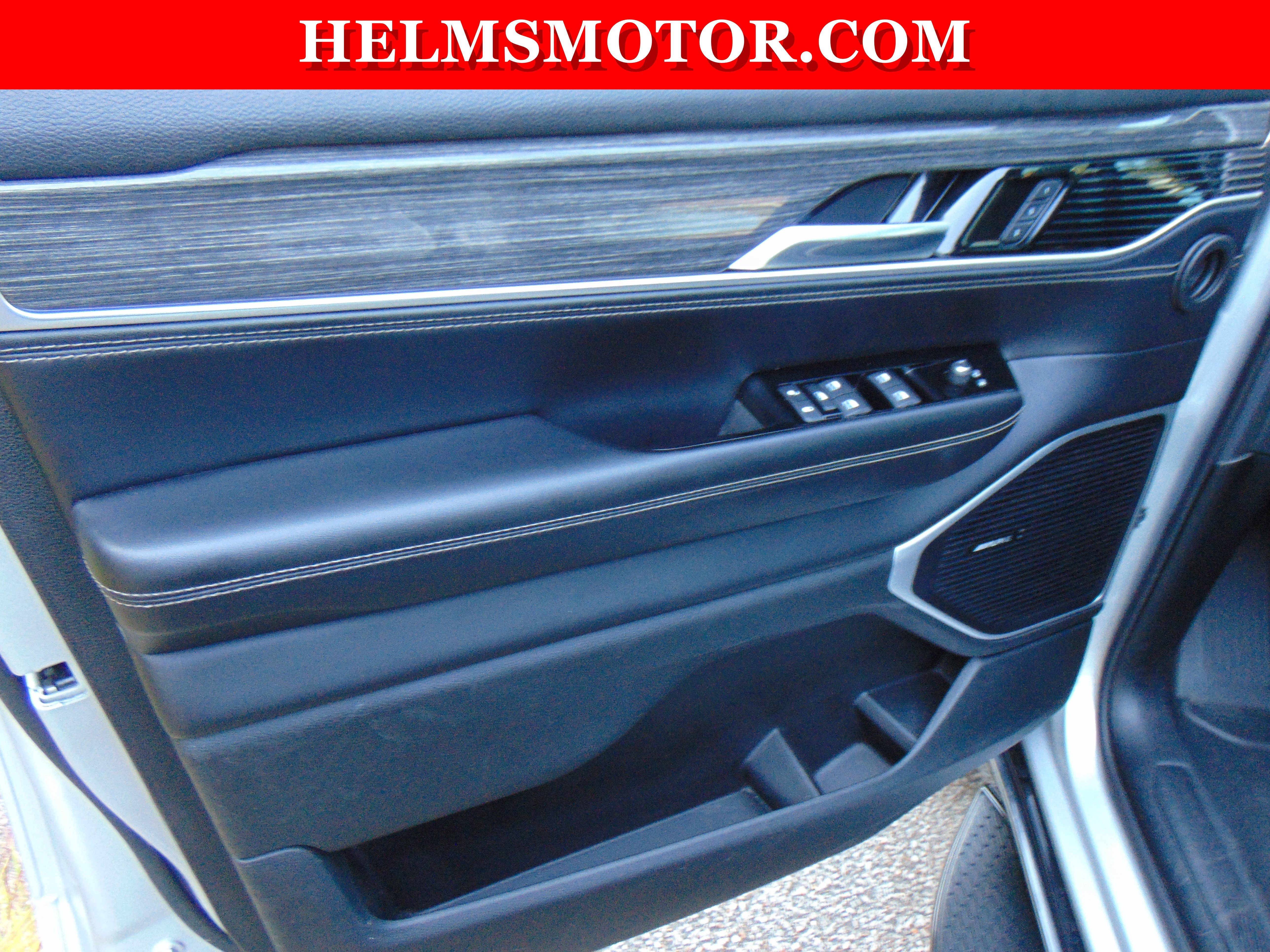 Used 2022 Jeep Wagoneer Series II AWD/4WD image 20