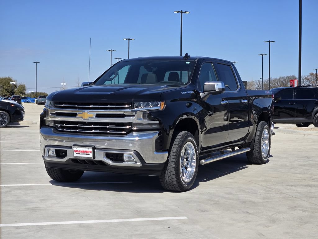 Used 2020 Chevrolet Silverado 1500 LTZ w/ LTZ Premium Package AWD/4WD image 2