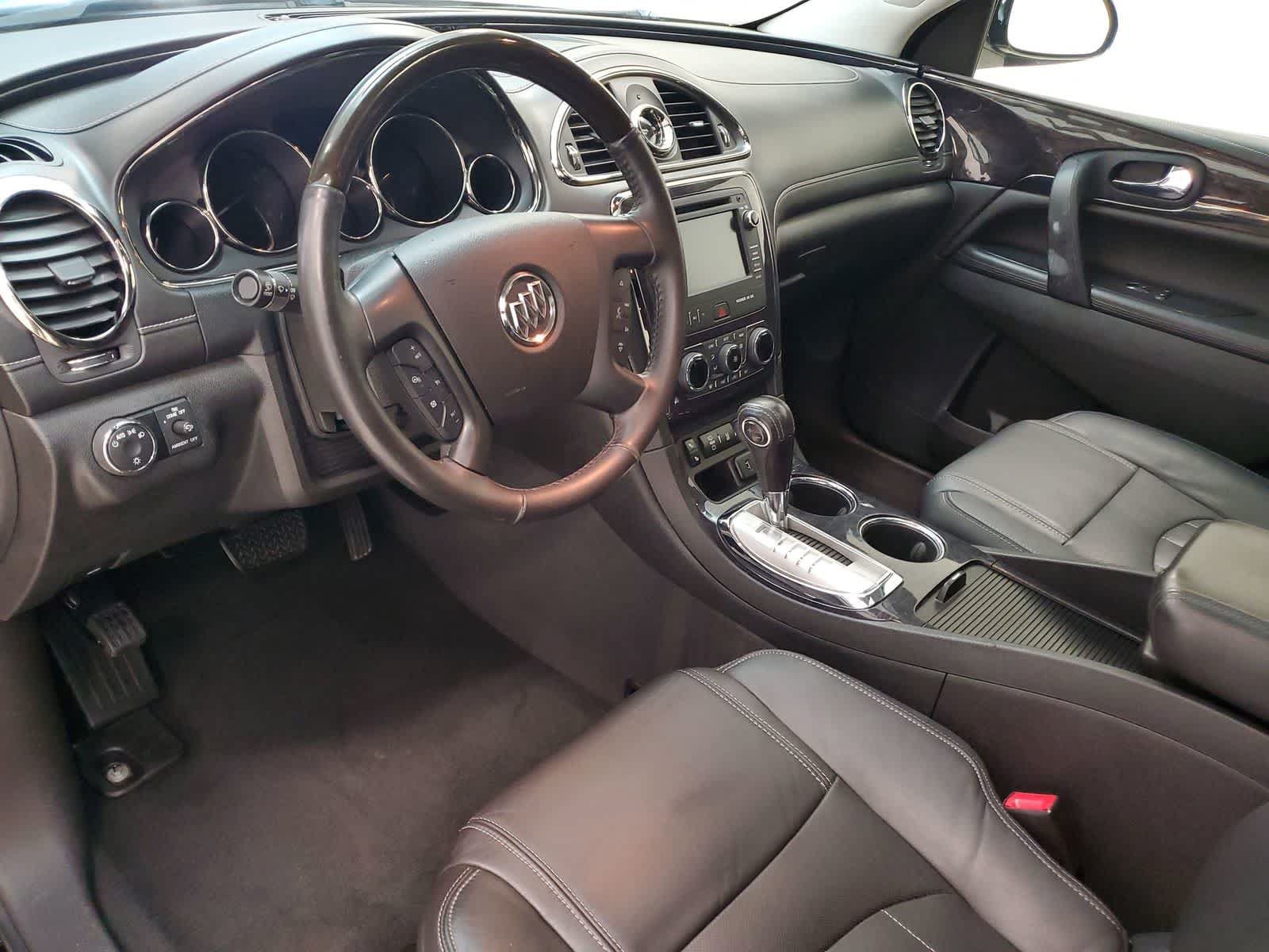 Used 2017 Buick Enclave Leather FWD video 2
