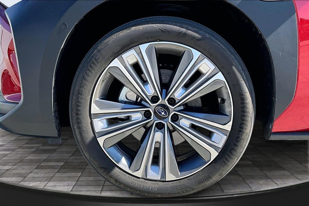 Used 2024 Subaru Solterra Limited image 32