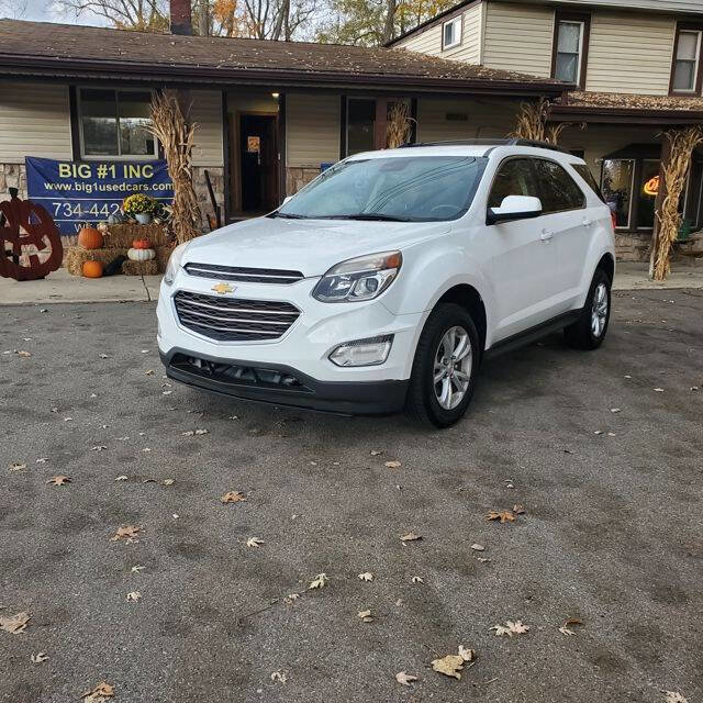 Used 2017 Chevrolet Equinox LT w/ Convenience Package image 1