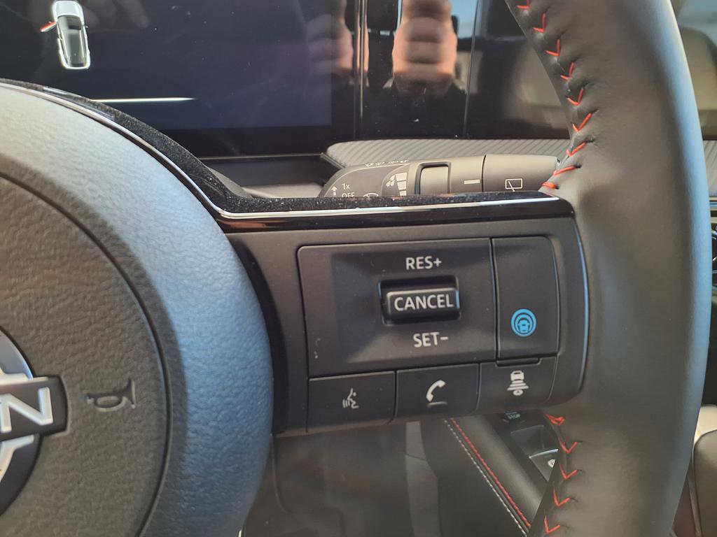 New 2026 Nissan Kicks SR AWD/4WD image 33