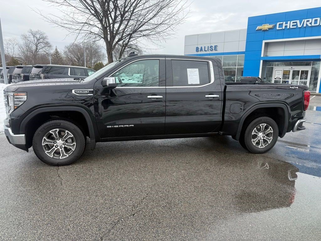 Certified 2025 GMC Sierra 1500 SLT image 7