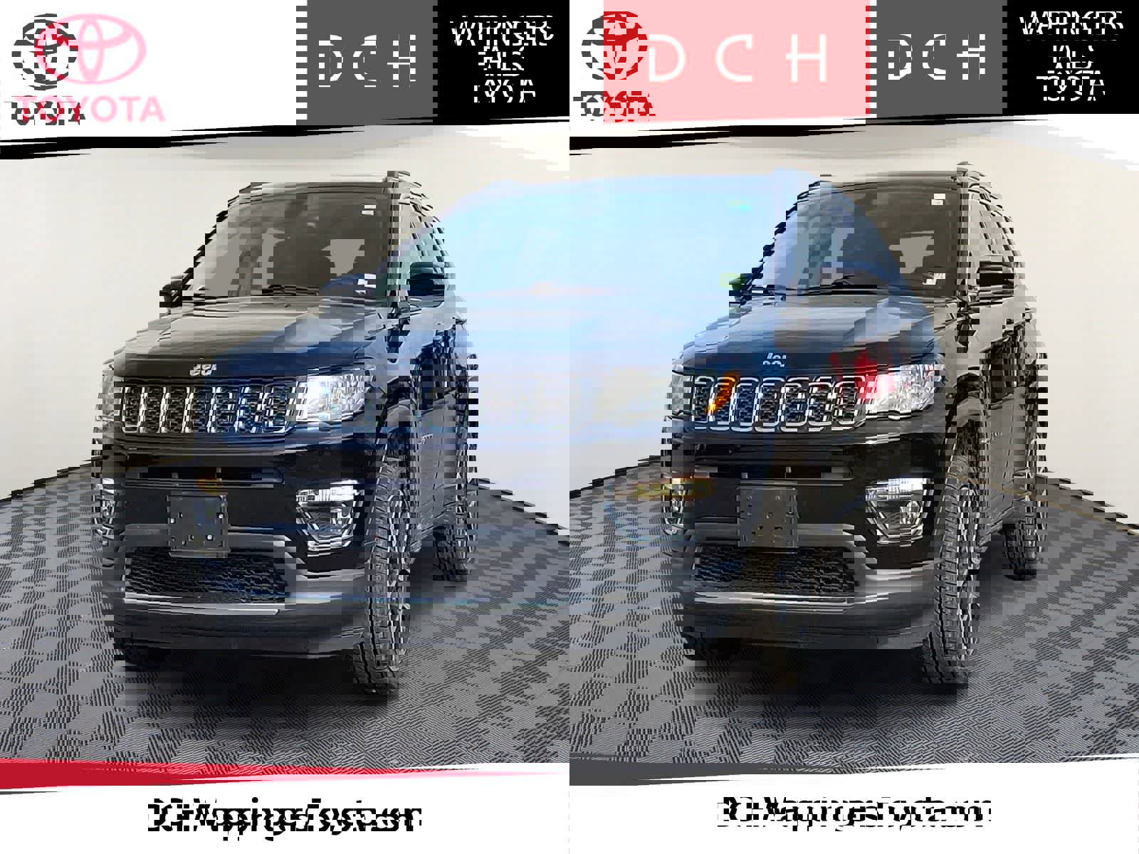 Used 2017 Jeep Compass Limited w/ Navigation Group image 1