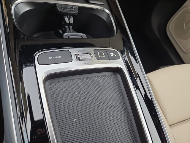 New 2026 Mercedes-Benz GLB 250 4MATIC image 16