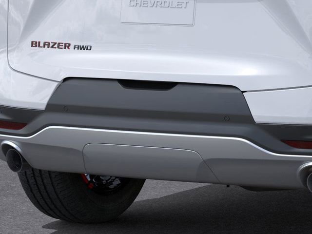 New 2025 Chevrolet Blazer LT w/ Redline Edition AWD/4WD image 16
