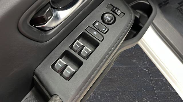Used 2023 Honda Pilot Sport image 21