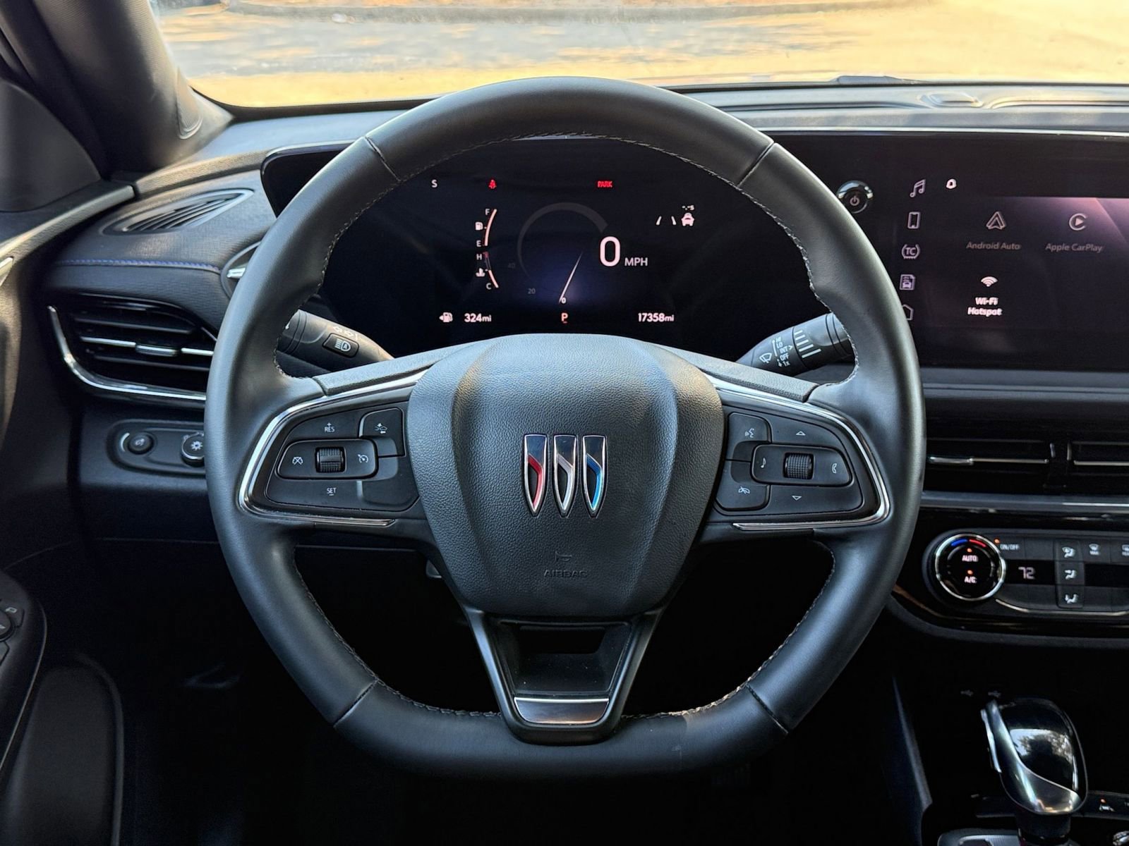 Used 2025 Buick Envista Sport Touring image 28