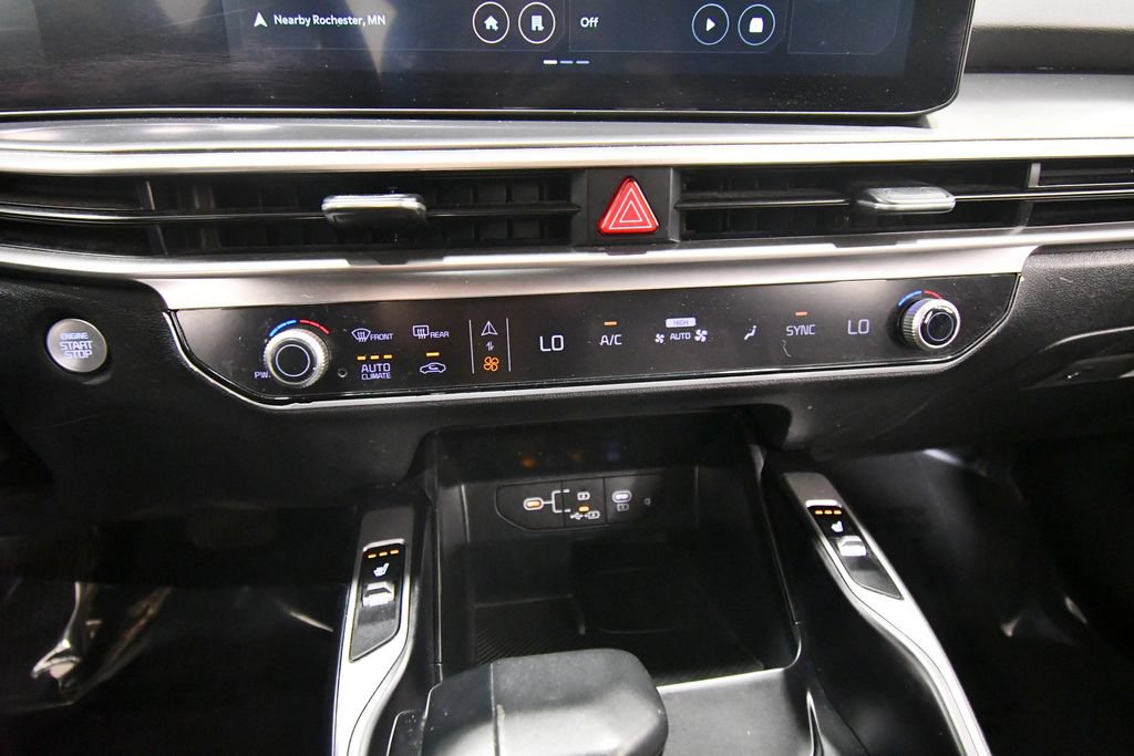 Certified 2024 Kia Sorento S AWD/4WD image 25