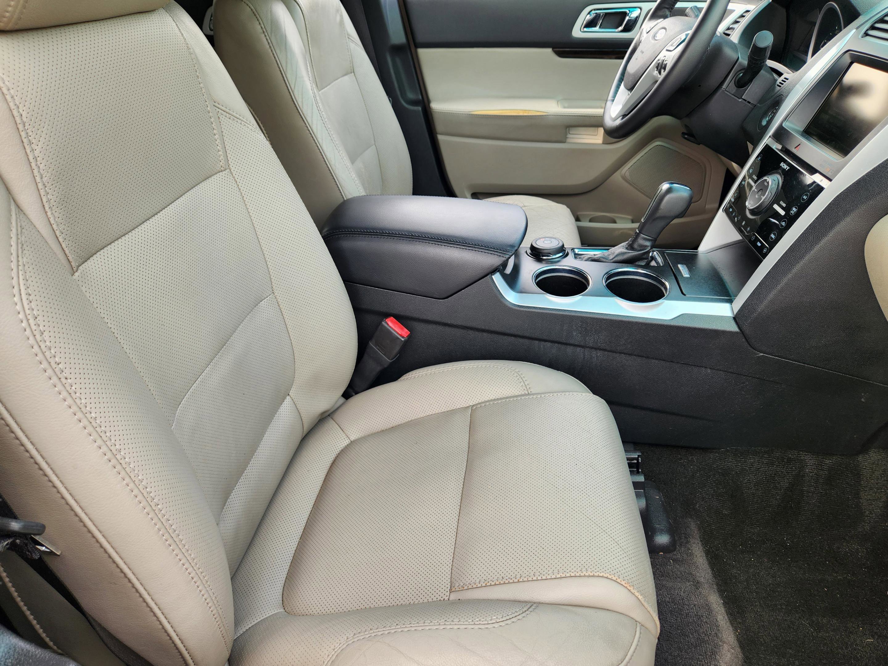 Used 2012 Ford Explorer Limited image 14