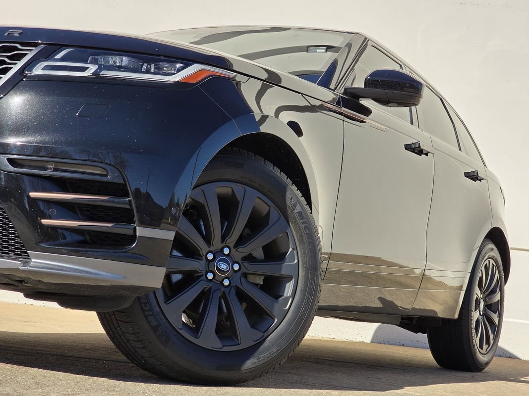 Used 2018 Land Rover Range Rover Velar R-Dynamic SE image 8