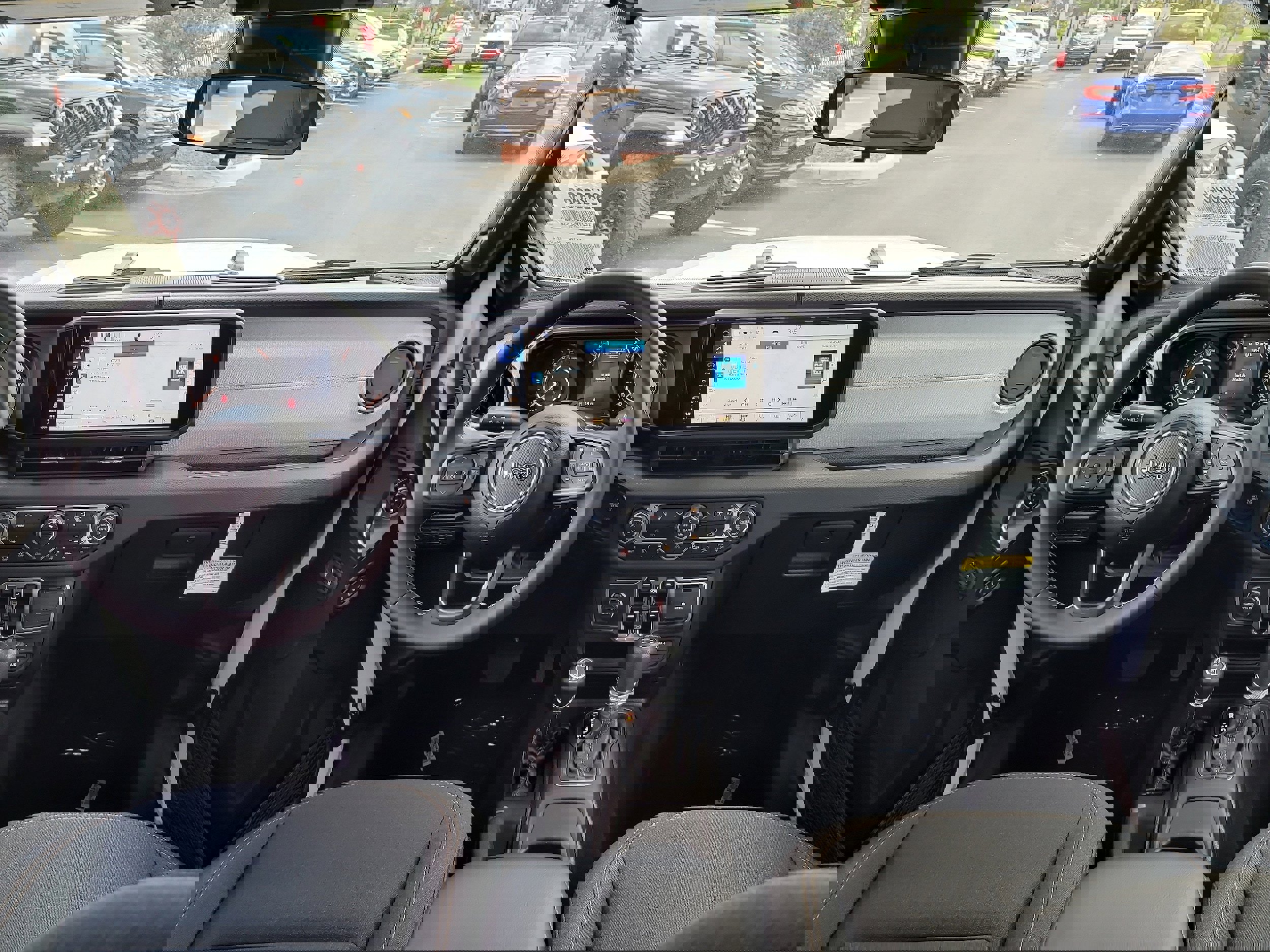 New 2025 Jeep Gladiator Sport image 11