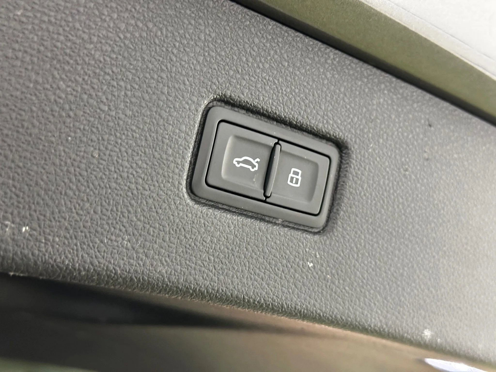 Used 2019 Audi Q7 3.0T Premium Plus w/ Premium Plus Package image 23