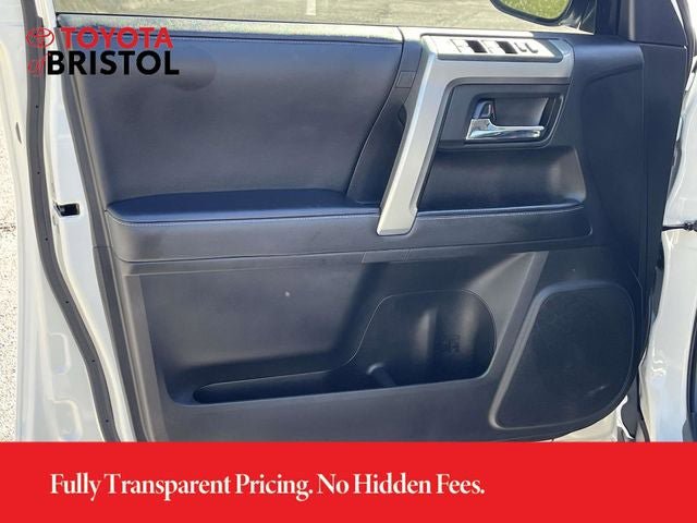 Used 2021 Toyota 4Runner SR5 Premium w/ Moonroof Package AWD/4WD image 25