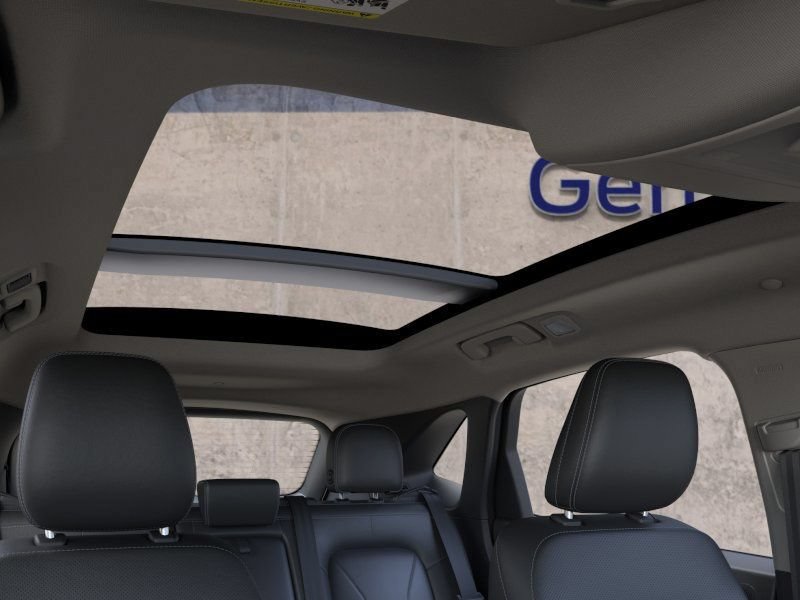 Used 2025 Ford Escape SE w/ PHEV Premium Package FWD image 23